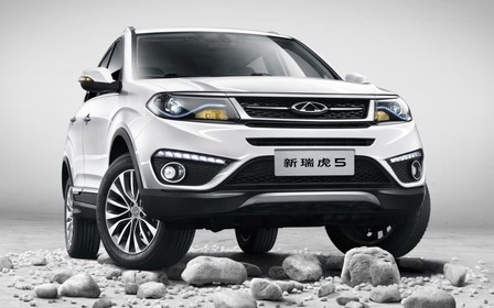 Кроссовер Chery Tiggo 5 немного освежился