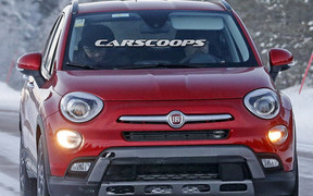 Кроссовер Fiat 500X уже подогревают