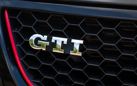 Кроссовер, которого никто не просил: Volkswagen T-Cross GTI