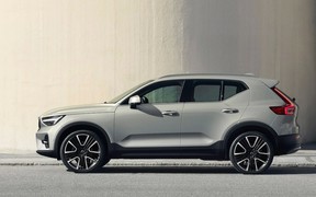 Кроссовер Volvo XC40 обновили без лишнего шума