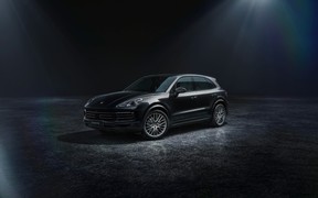 Кросовери Porsche Cayenne отримали «платинову» версію. У чому відмінності?