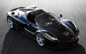 Крышеснос: открытая Ferrari LaFerrari представлена официально