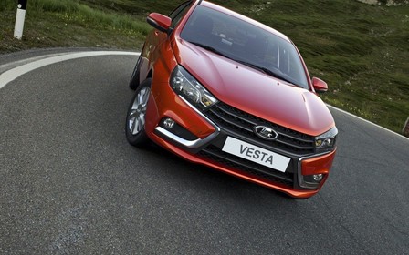 Кузовная гамма Lada Vesta пополнится хэтчбеком и универсалом