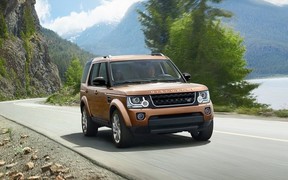 Land Rover выпустил две новые спецверсии Discovery 