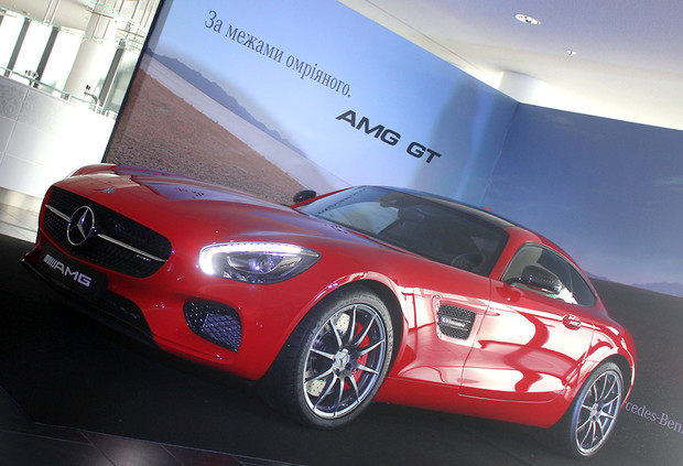 Mercedes AMG GT вышел на украинский подиум
