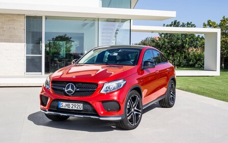 Mercedes-Benz запустил в производство кроссовер GLE Coupe
