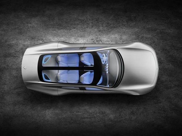 Mercedes готовит конкурента электромобилю Tesla Model S