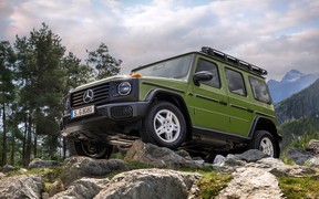 Mercedes випустив спеціальну ретро-версію позашляховика G-Класу