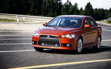 Mitsubishi Lancer ...