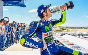 MotoGP отмечает 70-ю годовщину. ВИДЕО