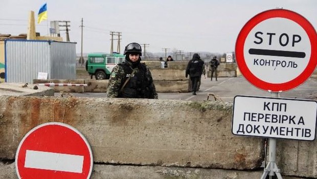 На админгранице с Крымом обнаружены автомобили с поддельными доверенностями