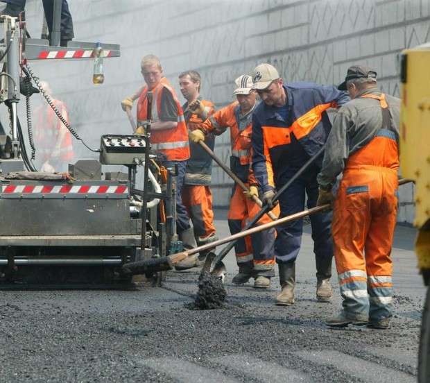 На ремонт дорог потратят 20 млрд. гривен