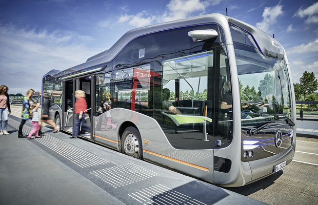На следующей остановке: Автобус с автопилотом Mercedes-Benz Future Bus