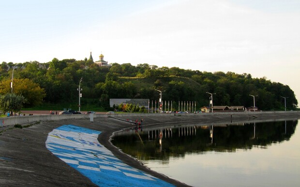 Набережную Киевского моря застроят