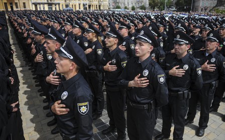 Национальная полиция Киева уже патрулирует дороги столицы