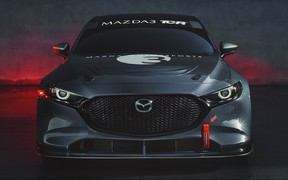Наконец-то поедет! Mazda3 получила самый мощный мотор в линейке