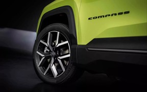 Наступний Jeep Compass буде схожим на Avenger?