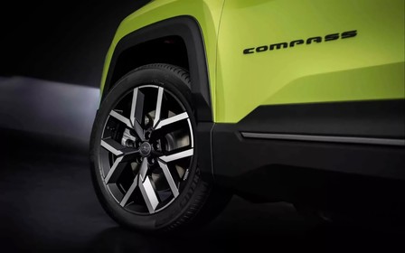 Наступний Jeep Compass буде схожим на Avenger?