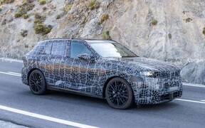 Наступника BMW X5 помітили на дорожніх випробуваннях. Яким він буде?