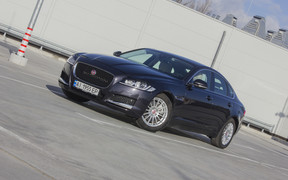 Не остряк: Тест-драйв Jaguar XF