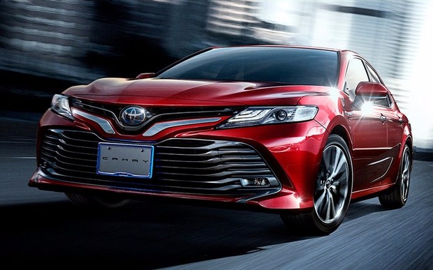 Ничего нового: Toyota показала японскую версию Camry