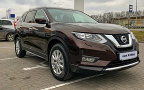 Nissan X-Trail у комплектації Acenta