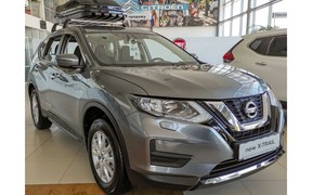 Nissan X-Trail у комплектації Visia