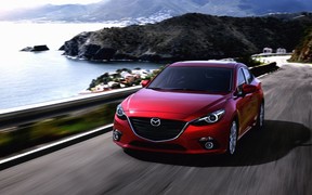 Новая Mazda 3 сдала «на отлично» тесты на безопасность