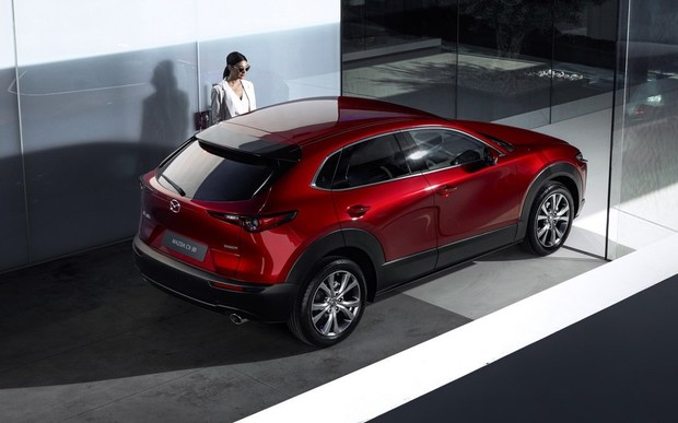 Нова Mazda CX-30: як китайський CX-4, тільки для Європи
