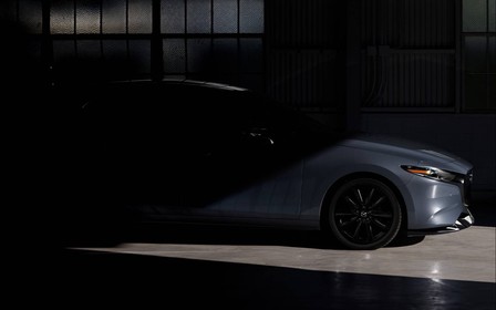 Нова Mazda3 отримала потужний турбомотор і повний привід.