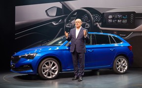 Новая Skoda Scala пошла на конвейер. Что почем?