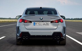 Новий BMW 2 Серії Gran Coupe  - не найпотужніший, але дуже швидкий