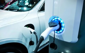 Новий чи з пробігом? 25 найпопулярніших електромобілів України