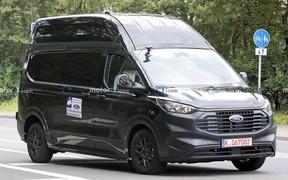 Новий Ford Transit 2023 року розсекретили на шпигунських фото