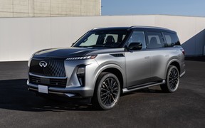 Новий Infiniti QX80 пішов «у серію» з яскравою зовнішністю концепту. Якою ж буде ціна?