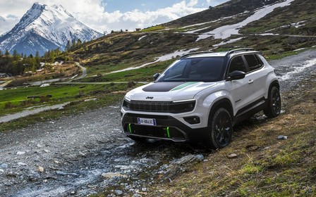 Новий Jeep Avenger отримав повноприводну версію. Але не все так просто