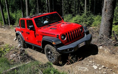 Новий Jeep Wrangler знову представили в Україні. Яка ціна?