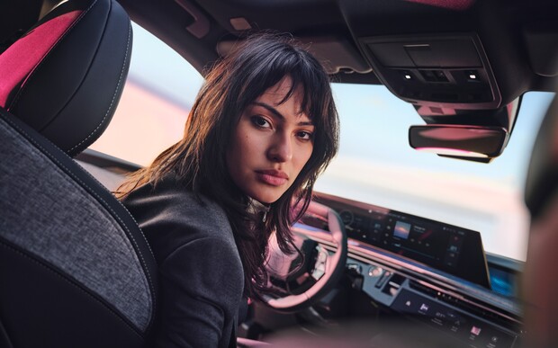 Новий Peugeot 3008: як працює панорамний цифровий кокпіт?