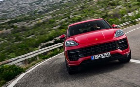 Новий Porsche Cayenne GTS обладнали 500-сильним V8. До нас довезуть?