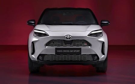 Новий Toyota Yaris Cross GR Sport продаватимуть у Європі