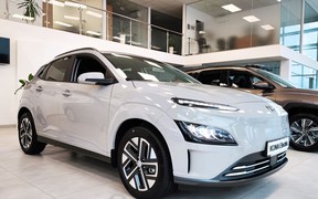 Новинка! Hyundai Kona Electric 64 kW в наявності в автосалоні «Автомир Hyundai»!