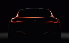 Новое купе BMW 8 серии «засветило» кормой