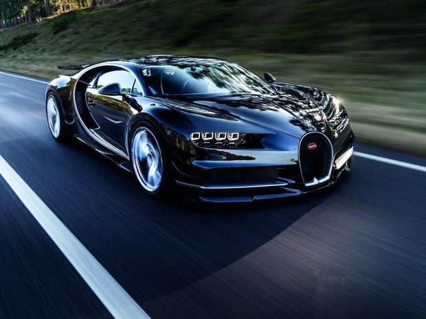 Новый Bugatti Chiron за $2,6 млн разгоняется до 420 км/ч