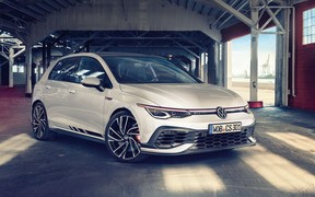 Новый Golf GTI получил 300-сильную версию