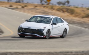 Новый Hyundai Elantra N: в США - с «механикой»?