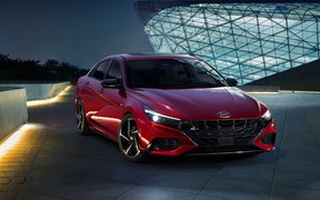 Новий Hyundai Elantra вже в Україні. Скільки коштує?