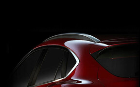 Новый кроссовер Mazda CX-4 представят в апреле