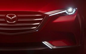 Новый купеобразный кроссовер Mazda попался фотошпионам