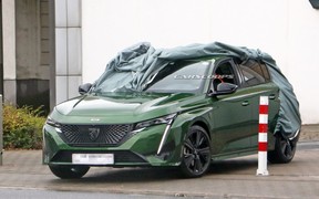 Новий Peugeot 308 розсекретили до прем'єри