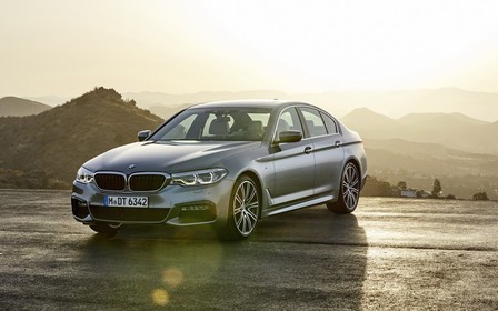 Новый седан BMW 5 Серии представлен официально